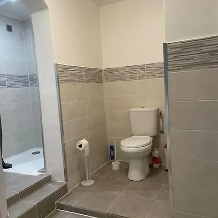 Appartamento Flat Caumont-sur-Durance Esterno foto